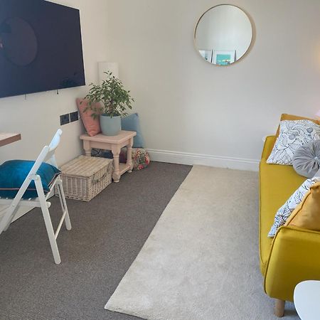 Solent Apartments Портсмът Екстериор снимка